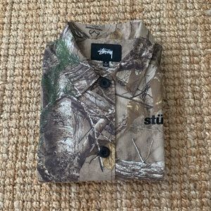 stussy camo jacket